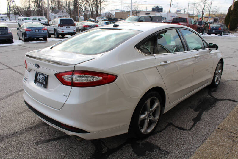 2015 Ford Fusion SE