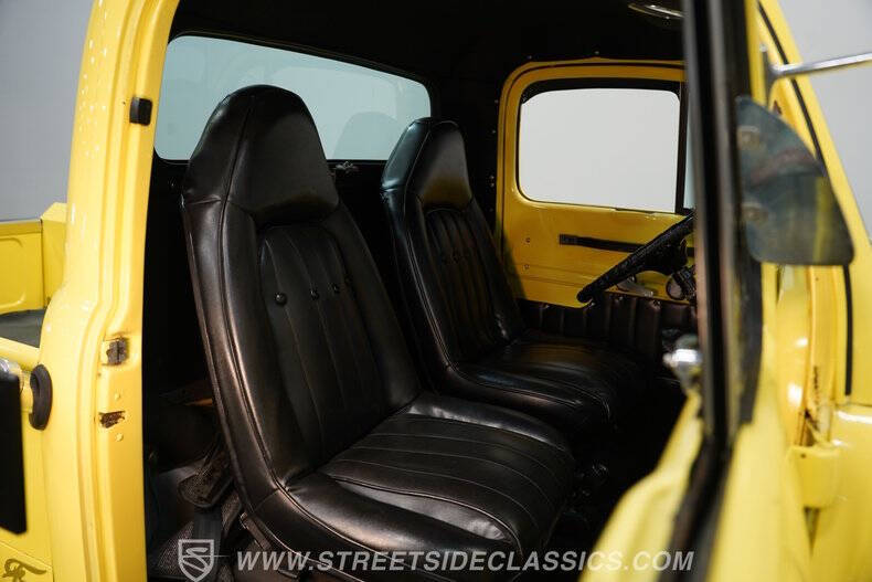 1952 Ford F-100