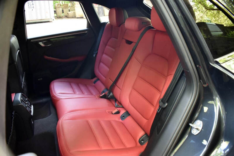 2020 Porsche Macan