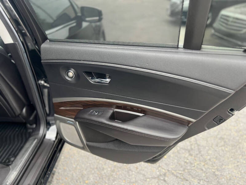 2014 Acura RLX w/Advance