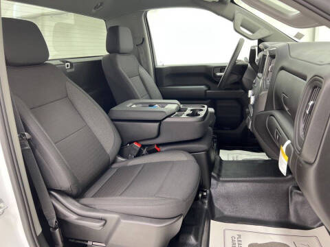 2025 GMC Sierra 2500HD Pro