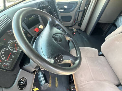 2012 Freightliner Cascadia