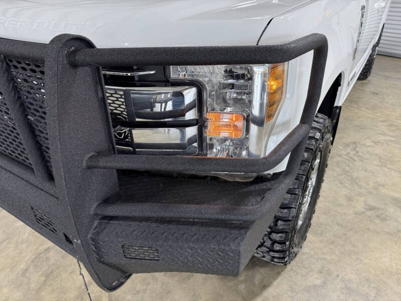 2019 Ford F-350 Super Duty Lariat