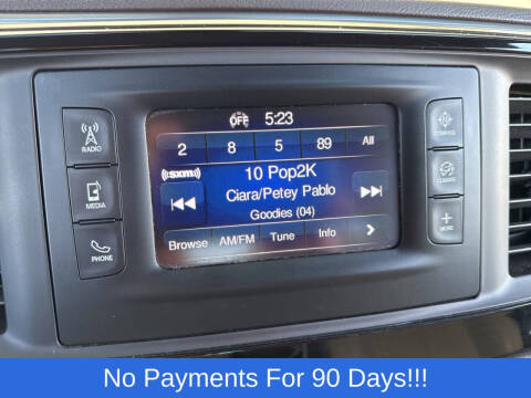 2017 Chrysler Pacifica Touring-L