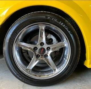 2004 Ford Mustang GT Deluxe