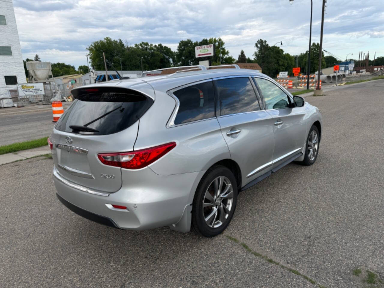 2014 INFINITI QX60 for sale at BEST DEAL AUTO SALES in Moorhead, MN