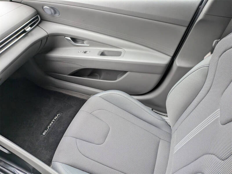 2023 Hyundai Elantra