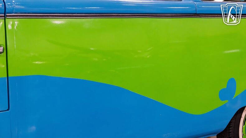 1977 Volkswagen Bus