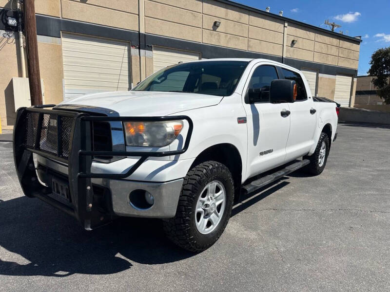2011 Toyota Tundra Grade