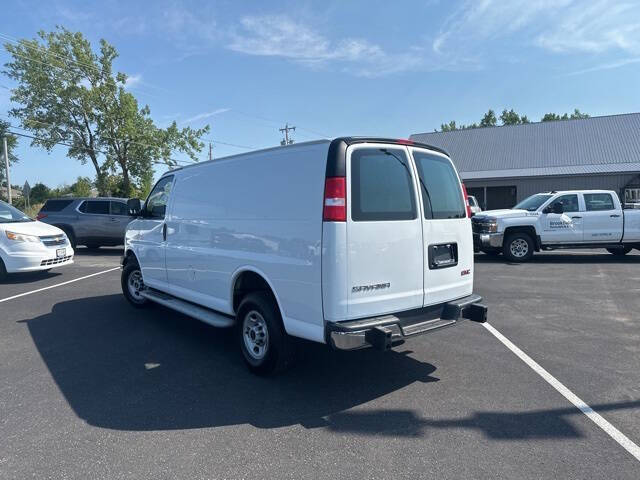2023 GMC Savana 2500