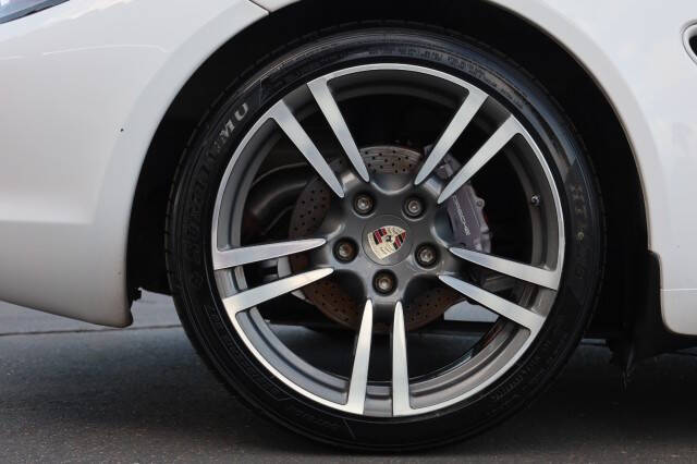 2011 Porsche Cayman