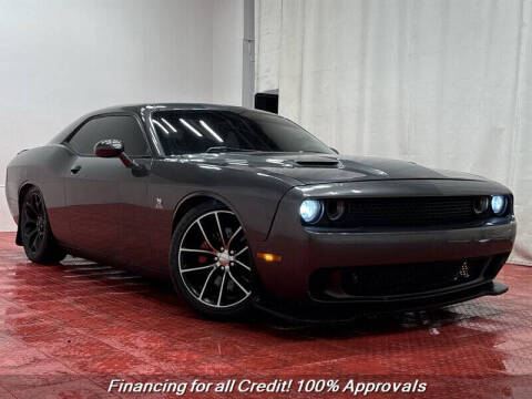 2015 Dodge Challenger R/T Scat Pack Shaker