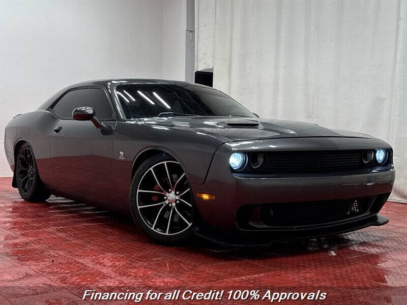2015 Dodge Challenger R/T Scat Pack Shaker