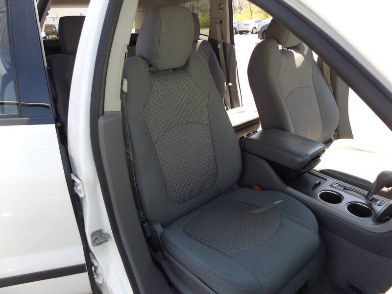 2012 Chevrolet Traverse LS