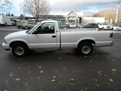 2001 GMC Sonoma for sale at Car Guys in Kent WA