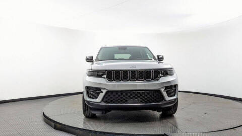 2023 Jeep Grand Cherokee Laredo