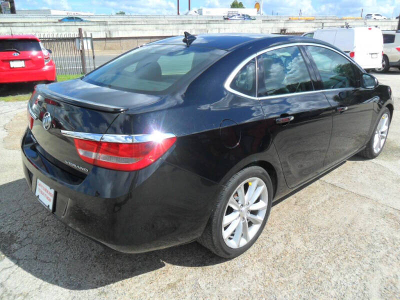 2012 Buick Verano Leather Group
