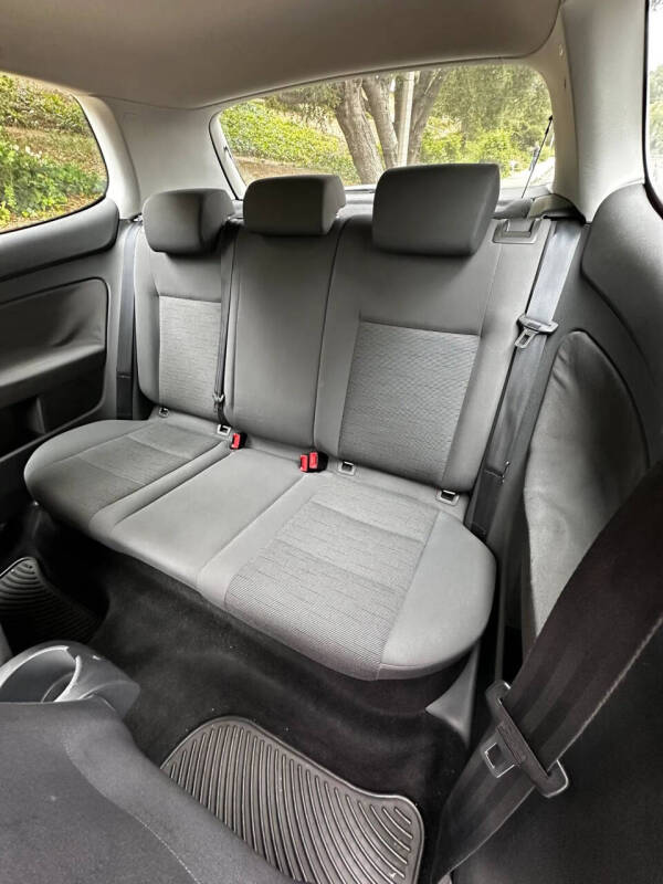 2009 Volkswagen Rabbit S PZEV