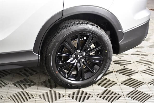 2024 Mitsubishi Eclipse Cross LE