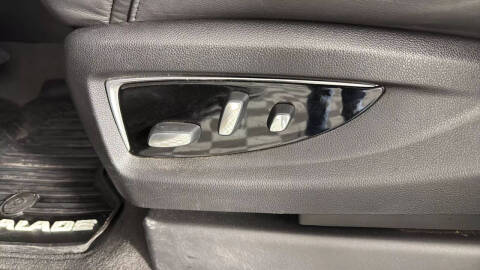 2019 Cadillac Escalade ESV Premium Luxury