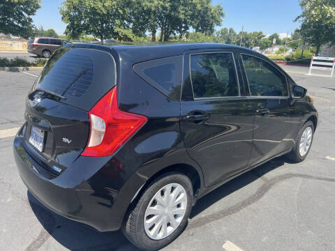 2016 Nissan Versa Note SV