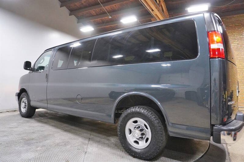 2017 Chevrolet Express LT 3500