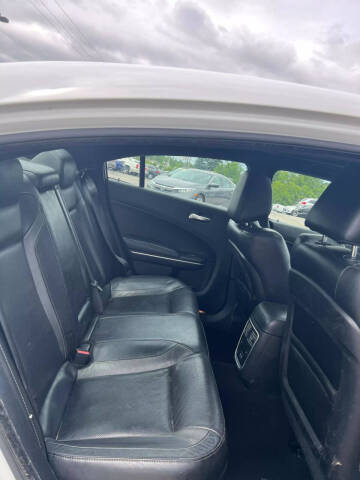 2019 Dodge Charger SXT