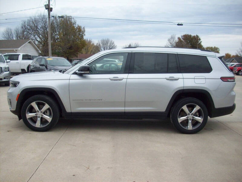 Used 2021 Jeep Grand Cherokee L Limited with VIN 1C4RJKBG7M8193992 for sale in Kansas City