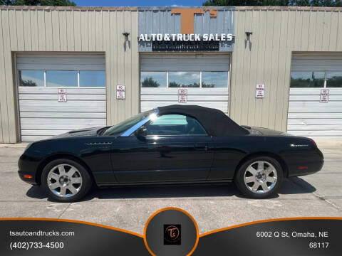 2002 Ford Thunderbird Deluxe