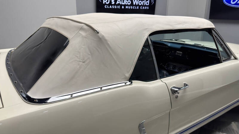 1965 Ford Mustang