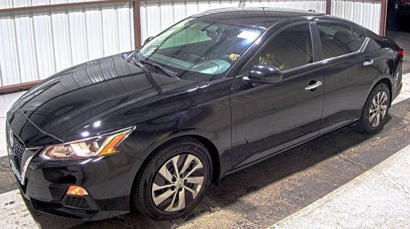 2019 Nissan Altima for sale at Auto Palace Inc in Columbus OH