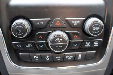 2020 Jeep Grand Cherokee Laredo E