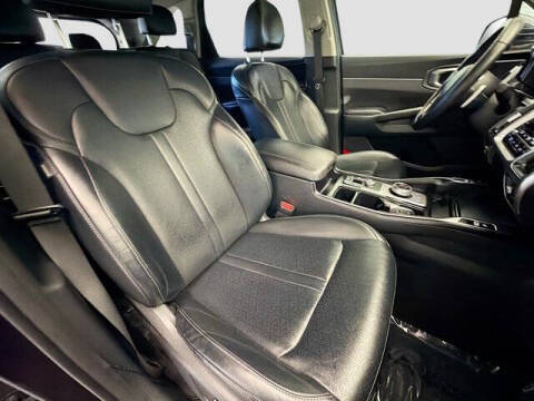 2023 Kia Sorento Hybrid EX