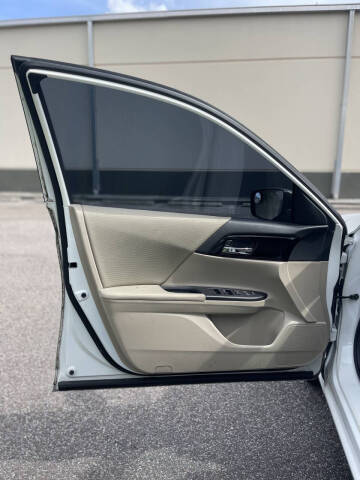 2017 Honda Accord LX