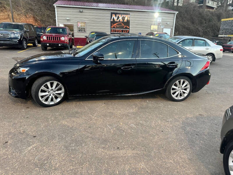2016 Lexus IS 200t