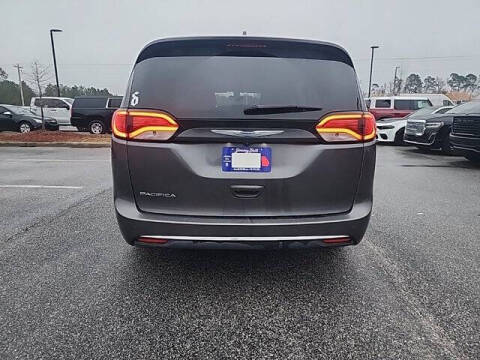 2018 Chrysler Pacifica Touring L Plus