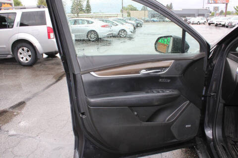 2017 Cadillac XT5 Platinum