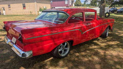1957 Ford MODEL 300