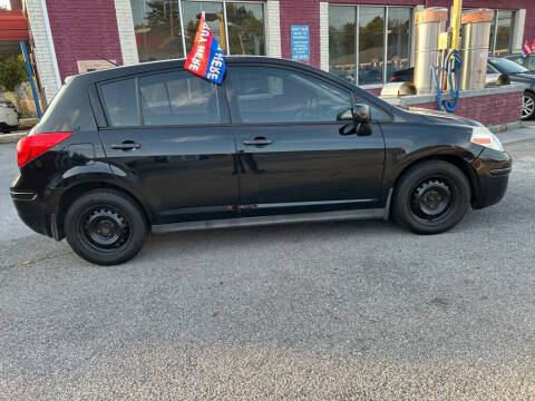 2011 Nissan Versa 1.8 S