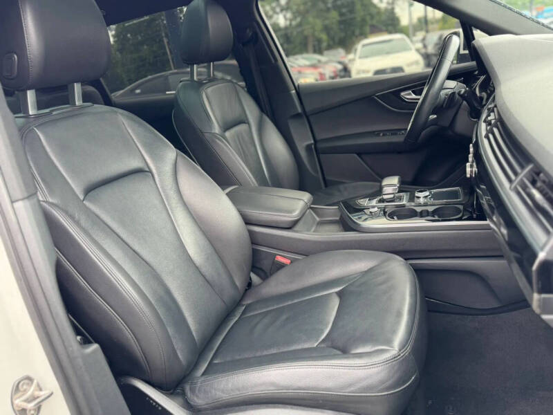 2017 Audi Q7 2.0T quattro Premium Plus