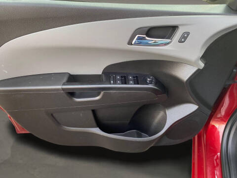 2019 Chevrolet Sonic LT Auto