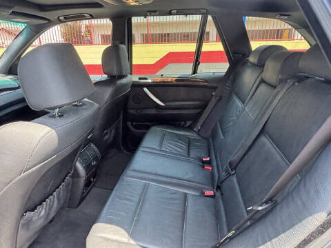 2003 BMW X5 4.4i