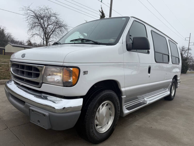 2000 Ford E-Series E-150