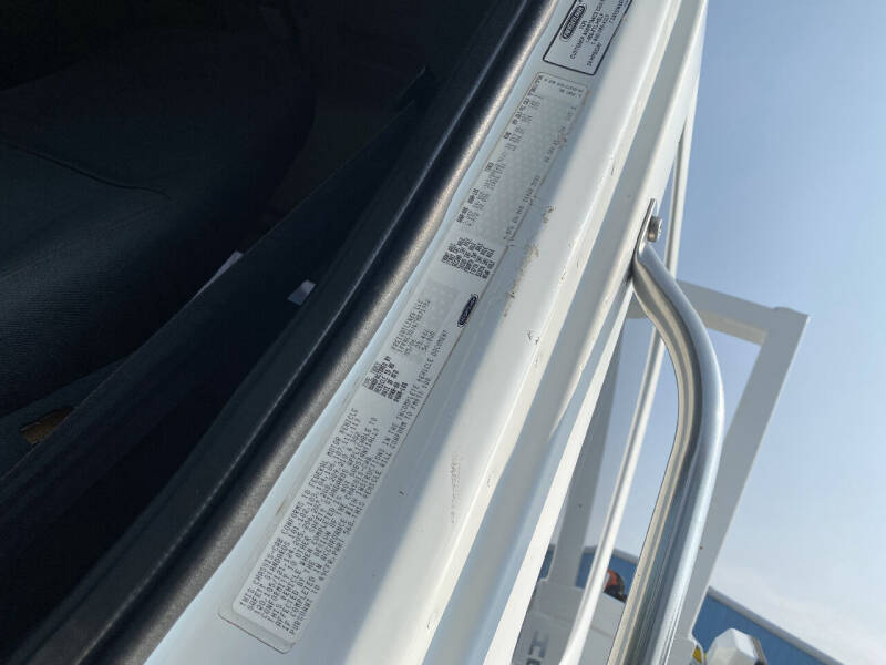 2007 Freightliner M2 106