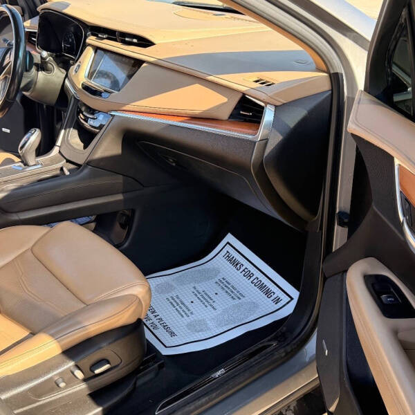 2019 Cadillac XT5 Platinum