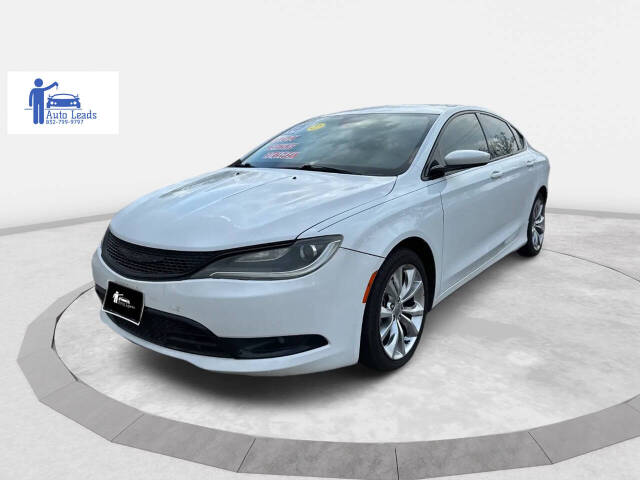 2015 Chrysler 200 for sale at AUTO LEADS in Pasadena, TX