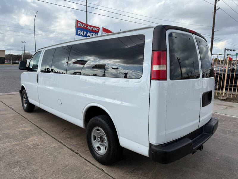 2015 Chevrolet Express LS 3500