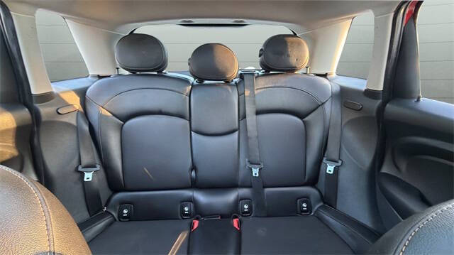 2015 MINI Hardtop 4 Door Cooper