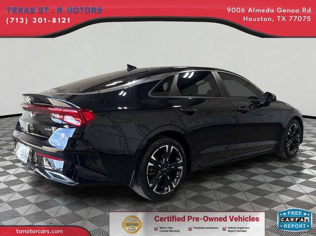 2022 Kia K5