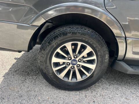 2017 Ford Expedition XLT